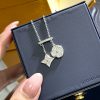 最高級ルイヴィトンスーパーコピー ルイヴィトンネックレスコピー ペンダント スター ブロッサム Q93622 ホワイトゴールド - 画像 (4)