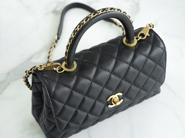 最高級シャネルスーパーコピー シャネルバッグコピー CHANEL トップハンドル フラップ バッグ ブラック A92990 B05061 94305 カーフスキン ゴールド金具 - 画像 (6)