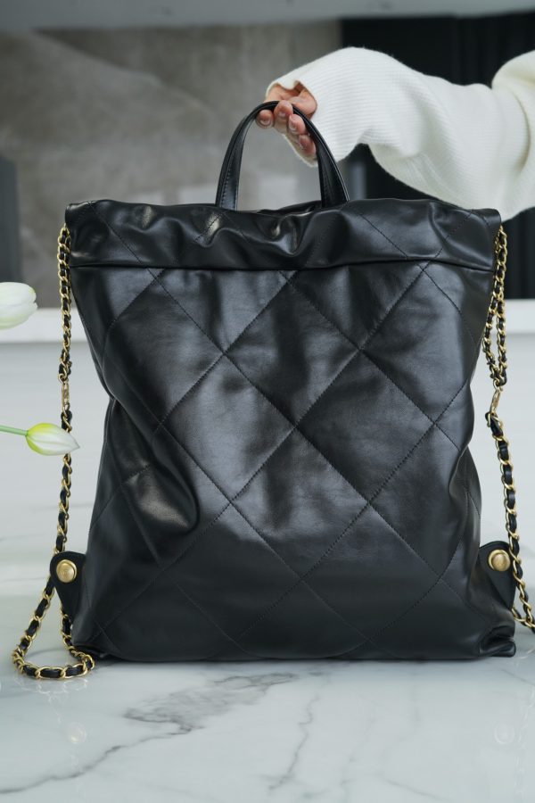 最高級シャネルスーパーコピー シャネルバッグコピー CHANEL 22 バックパック ブラック AS3860 B08037 94305 カーフスキン ゴールド金具 - 画像 (7)