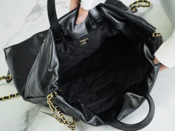 最高級シャネルスーパーコピー シャネルバッグコピー CHANEL 22 バックパック ブラック AS3860 B08037 94305 カーフスキン ゴールド金具 - 画像 (6)