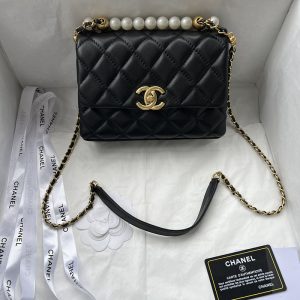 chanel パールチェーン バッグ 新作 2024