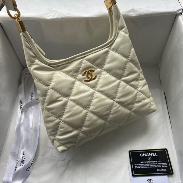 chanel ホーボー バッグ 新作 2024