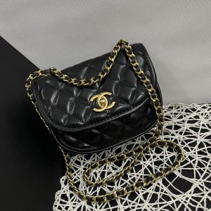 CHANEL チェーンショルダーバッグ サドルバッグ