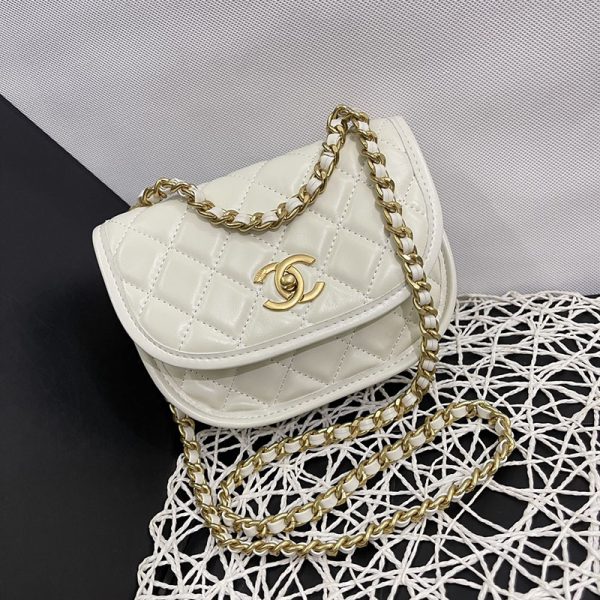 CHANEL チェーンショルダーバッグ サドルバッグ