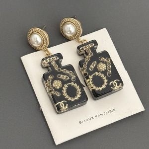 CHANEL イヤリング & ピアス 安い順