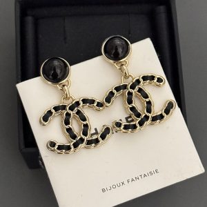 CHANEL イヤリング & ピアス 安い順