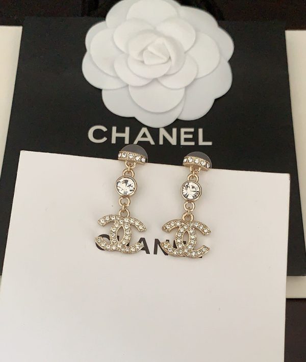 CHANEL イヤリング & ピアス 安い順