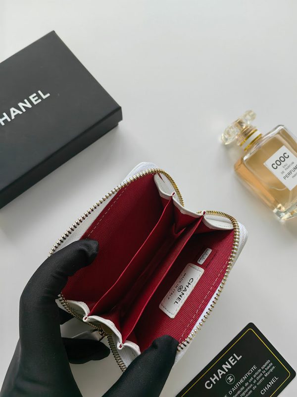 シャネル 財布 2025 新作 CHANEL ミニ財布 小銭入れ・コインケース ボーイシャネル 白 (ホワイト) A80602 B01490 10601 ラムスキン ゴールド金具 - 画像 (2)