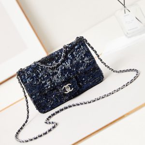 CHANEL 24Aショーモデル スパンコールストライプCF