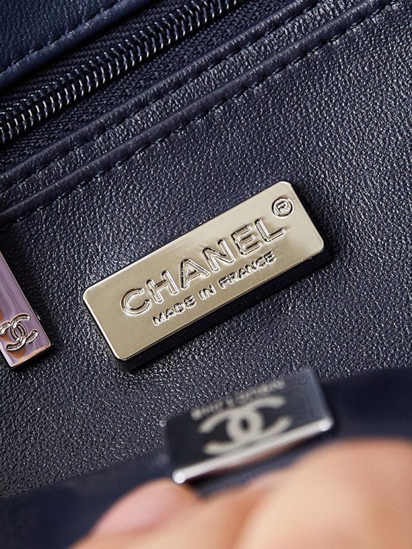 シャネル バッグ 2025 新作 CHANEL 24Aショーモデル スパンコールストライプCF ブルー AS3269 レザー シルバー金具 - 画像 (2)