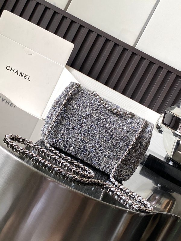 シャネル バッグ 2025 新作 CHANEL ミニフラップバッグ 入手困難 グレー A69900 ウールツイード シルバー金具 - 画像 (8)