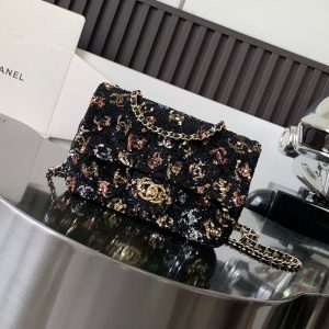 CHANEL ミニフラップバッグ 入手困難