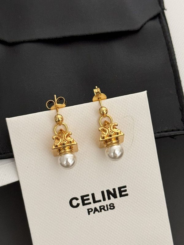 CELINE ピアス 人気