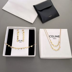 CELINE ネックレス 人気