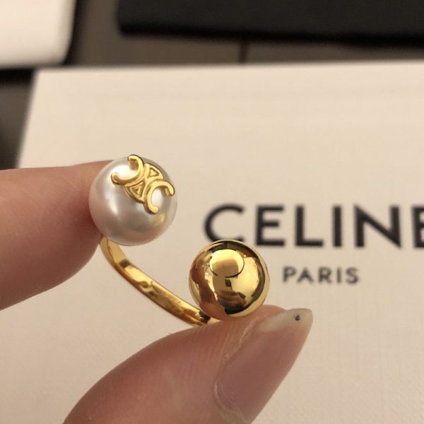 CELINE 指輪 人気