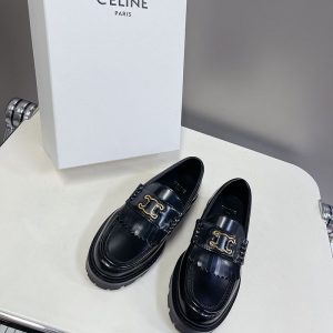 CELINE 大人可愛い フラットシューズ