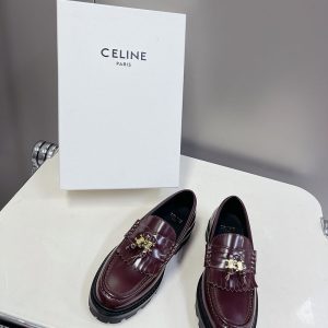 CELINE 大人可愛い フラットシューズ