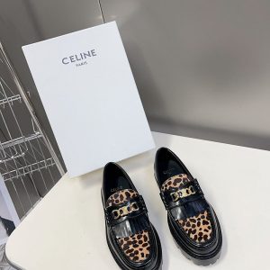 CELINE 大人可愛い フラットシューズ