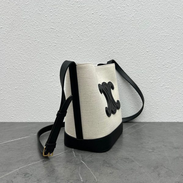 N品 セリーヌ バッグ 人気 ランキング CELINE トリオンフ 使い勝手 198243 ブラック/ホワイト ゴールド金具2411751 - 画像 (9)