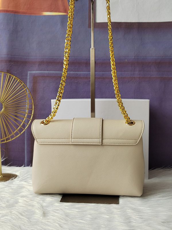 N品 セリーヌ バッグ 人気 ランキング ミディアム CELINE ヴィクトワール バッグ 115853FDU.10BL ぺブル ゴールド金具 - 画像 (9)