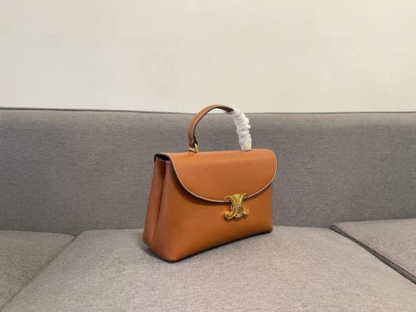 N品 セリーヌ バッグ 人気 ランキング CELINE ミディアム ニノ バッグ 117523FXK.18BU ブロンズ ゴールド金具 - 画像 (9)