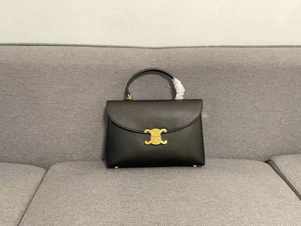 N品 セリーヌ バッグ 人気 ランキング CELINE ミディアム ニノ バッグ 117523FXK.38NO ブラック ゴールド金具 - 画像 (7)