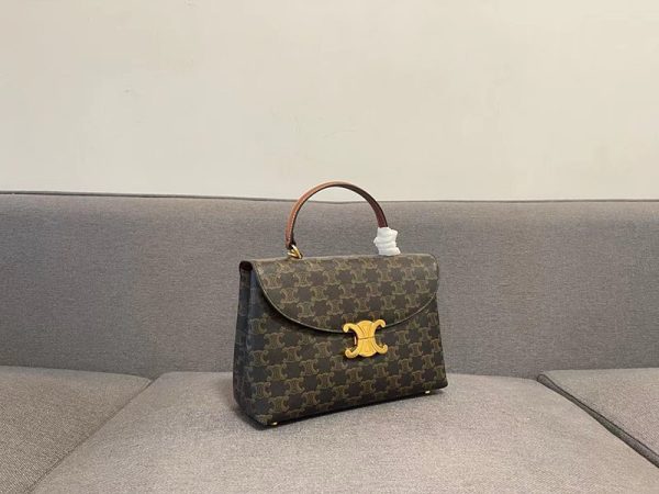 N品 セリーヌ バッグ 人気 ランキング CELINE ミディアム ニノ バッグ 117523FXK.04LU タン ゴールド金具 - 画像 (9)