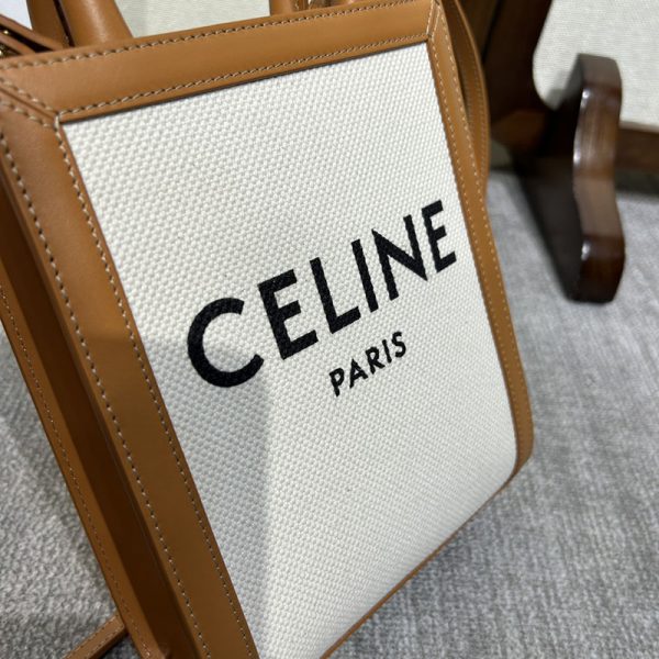 N品 セリーヌ バッグ 人気 ランキング CELINE ミニバーティカルカバ 193302BZK.01BC ホワイト ゴールド金具 - 画像 (5)