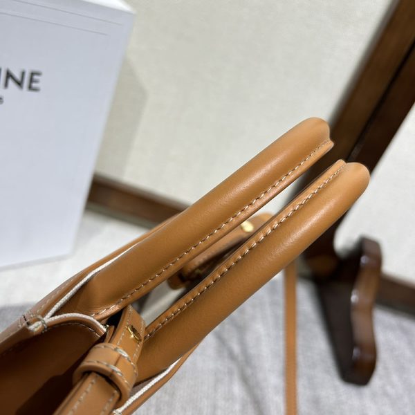 N品 セリーヌ バッグ 人気 ランキング CELINE ミニバーティカルカバ 193302BZK.01BC ホワイト ゴールド金具 - 画像 (3)