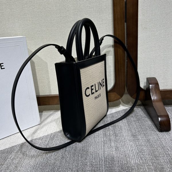 N品 セリーヌ バッグ 人気 ランキング CELINE ミニバーティカルカバ 193302BZK.38NO ブラック ゴールド金具 - 画像 (8)