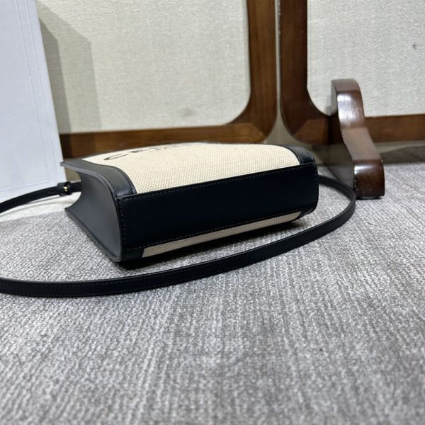 N品 セリーヌ バッグ 人気 ランキング CELINE ミニバーティカルカバ 193302BZK.38NO ブラック ゴールド金具 - 画像 (6)