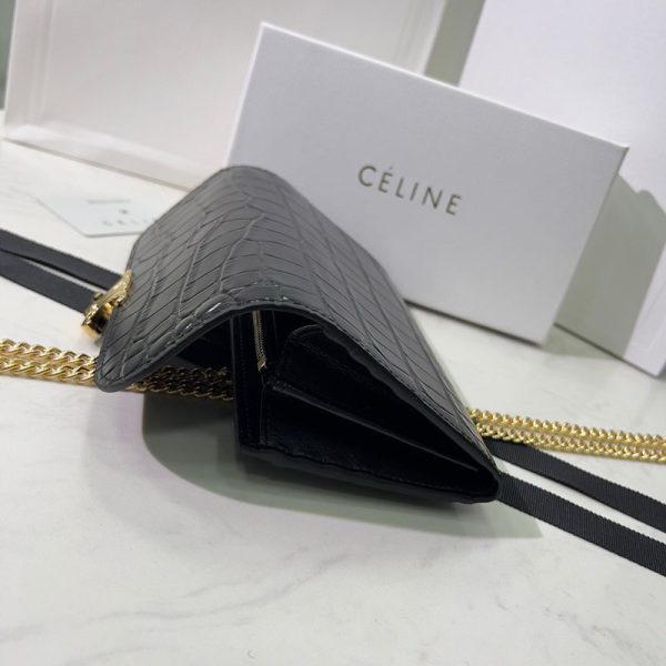 N品 セリーヌ バッグ 人気 ランキング CELINE 斜めがけバッグ 小さめ ブランド 2411797 ブラック ゴールド金具 - 画像 (8)