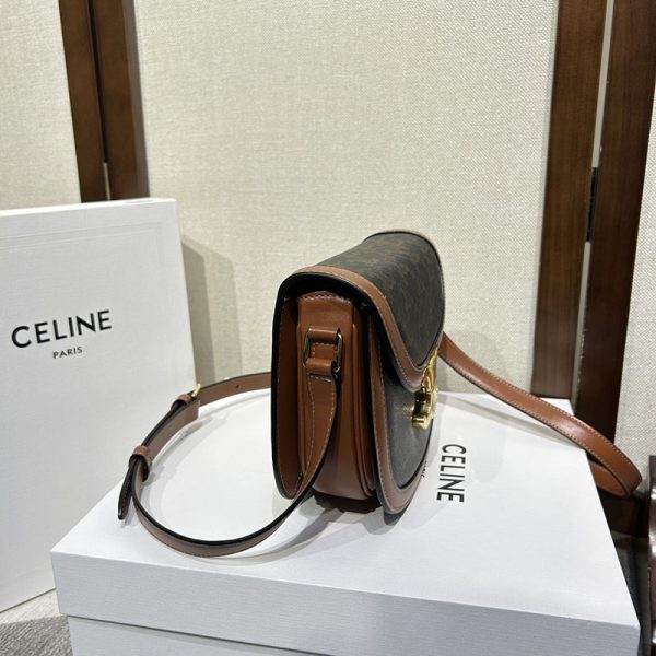 N品 セリーヌ バッグ 人気 ランキング CELINE 大人女子 ショルダーバッグ ブランド ブザス クレア 110962BZ4.04LU タン ゴールド金具 - 画像 (8)