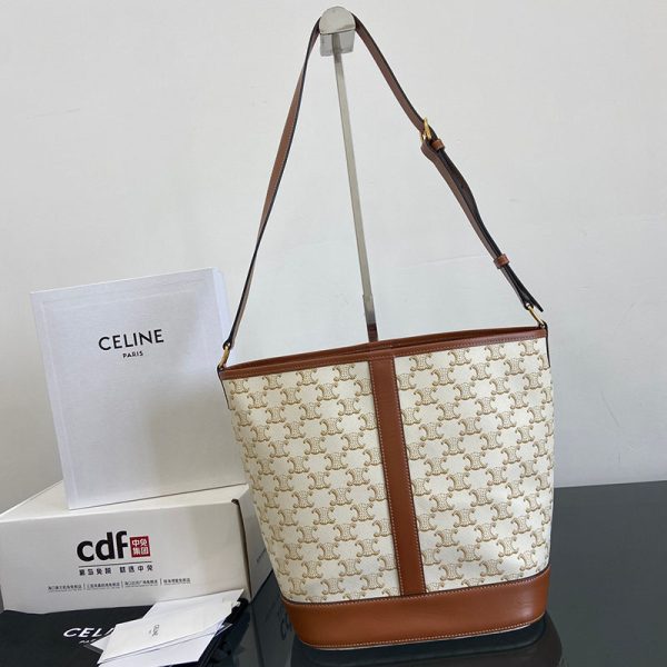 N品 セリーヌ バッグ 人気 ランキング CELINE トリオンフ サイズ比較 191132CAS.02GR グレージュ ゴールド金具 - 画像 (6)