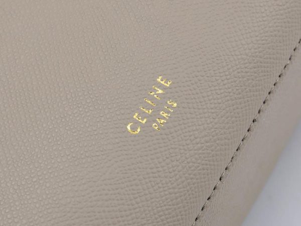 N品 セリーヌ バッグ 人気 ランキング CELINE マイクロ ベルトバッグ 189153ZVA.18LT ライトトープ ゴールド金具 - 画像 (6)