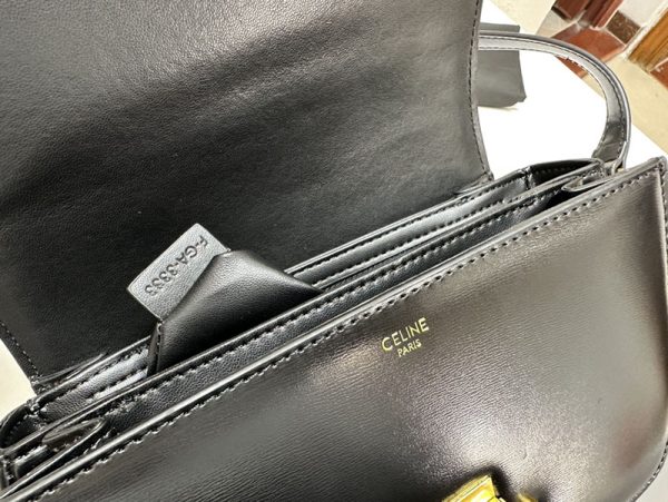 N品 セリーヌ バッグ 人気 ランキング CELINE クラシック トリオンフ バッグ 187363BF4.38NO ブラック ゴールド金具 - 画像 (4)