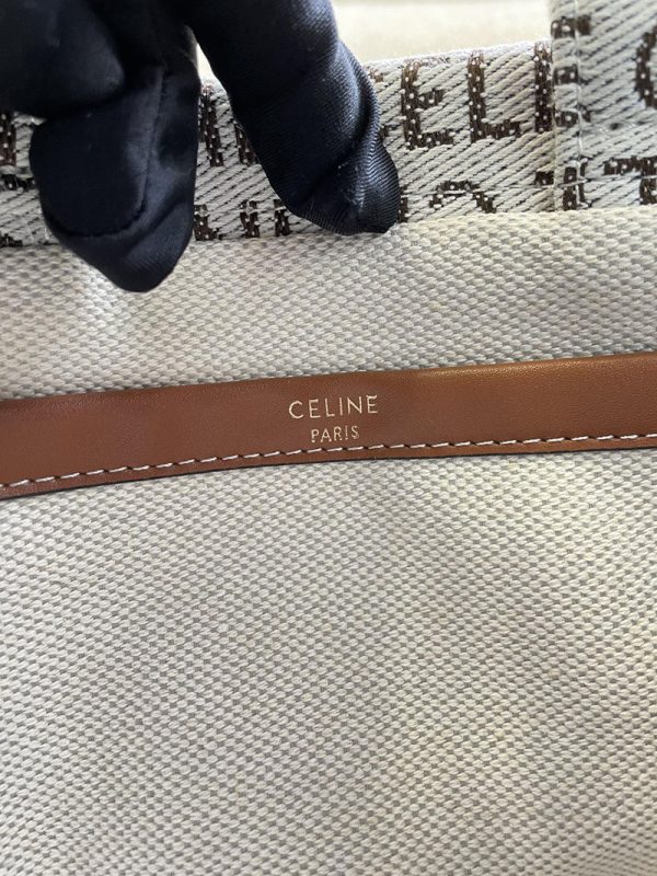 N品 セリーヌ バッグ 人気 ランキング CELINE トートバッグ ブランド 人気ナイロン 2411849 ホワイト/ブラック ゴールド金具 - 画像 (4)