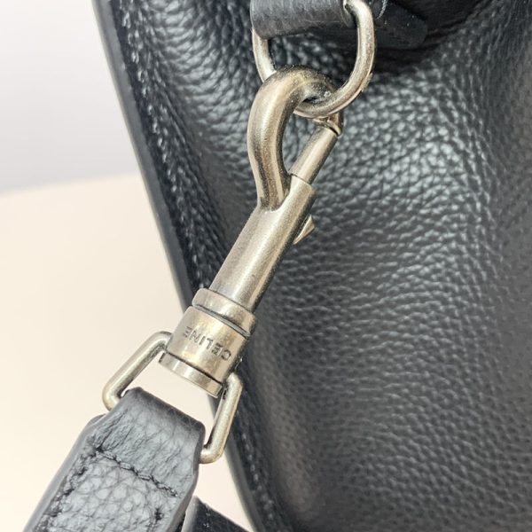 N品 セリーヌ バッグ 人気 ランキング CELINE ラゲージ ナノ 人気色 189243DRU.38NO ブラック シルバー金具 - 画像 (5)