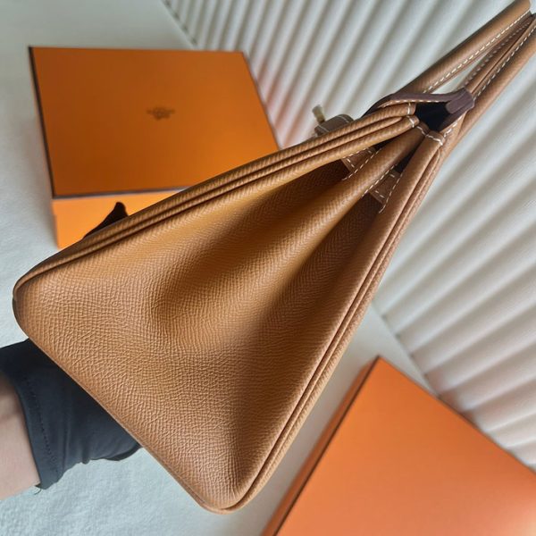 バーキン超N品 エルメスの人気バッグ HERMES バーキン25 ゴールド ヴォーエプソン ゴールド金具 2025定価 2513003 - 画像 (8)