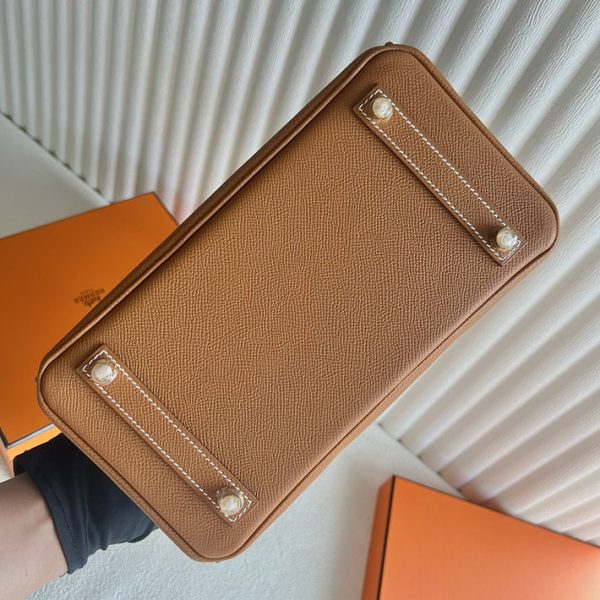 バーキン超N品 エルメスの人気バッグ HERMES バーキン25 ゴールド ヴォーエプソン ゴールド金具 2025定価 2513003 - 画像 (2)