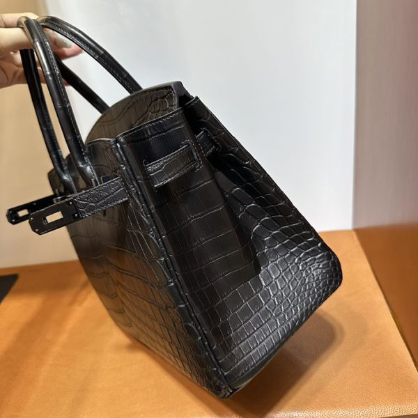 バーキン超N品 エルメスの人気バッグ HERMES バーキン30 黒 ブラック クロコダイル ニロティカスマット ブラック金具 2025定価 2513015 - 画像 (10)