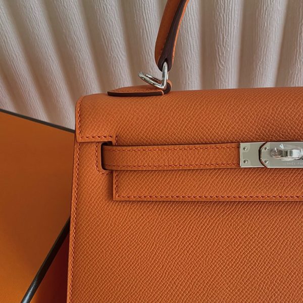 ケリー超N品 エルメス 安いバッグ HERMES ケリー25 外縫い オレンジ ヴォーエプソン シルバー金具 2025定価 2513022 - 画像 (9)