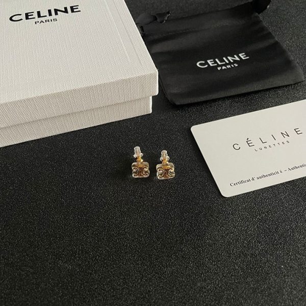 セリーヌ ピアス 人気 CELINE トリオンフ スタッズ / ゴールドフィニッシュ ブラス 2025新作 2514035 - 画像 (3)