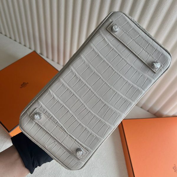 バーキン超N品 エルメスの人気バッグ HERMES バーキン25 ベトン クロコダイル アリゲーターマット シルバー金具 2025定価 2513048 - 画像 (2)