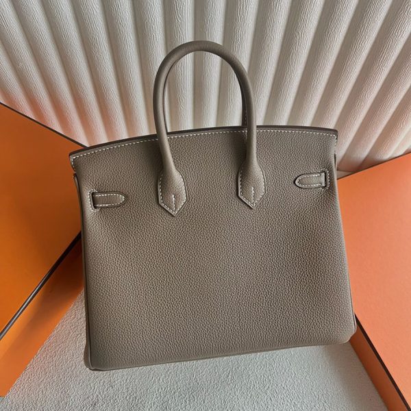 バーキン超N品 エルメスの人気バッグ HERMES バーキン25 エトゥープ トゴ シルバー金具 2025定価 2513061 - 画像 (7)