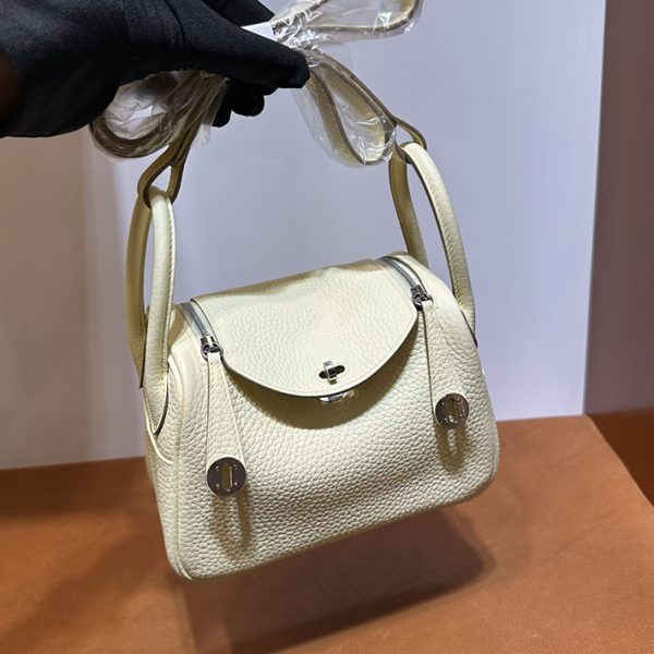 リンディ超N品 エルメス レディースバッグ HERMES ミニリンディ ジョーヌミルトン トリヨンクレマンス シルバー金具 2025定価 2513066 - 画像 (6)