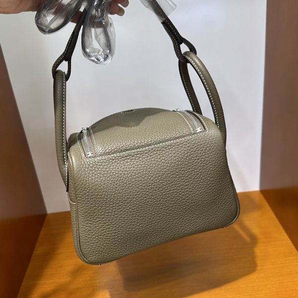 リンディ超N品 エルメス レディースバッグ HERMES ミニリンディ エトゥープ トリヨンクレマンス シルバー金具 2025定価 2513068 - 画像 (2)