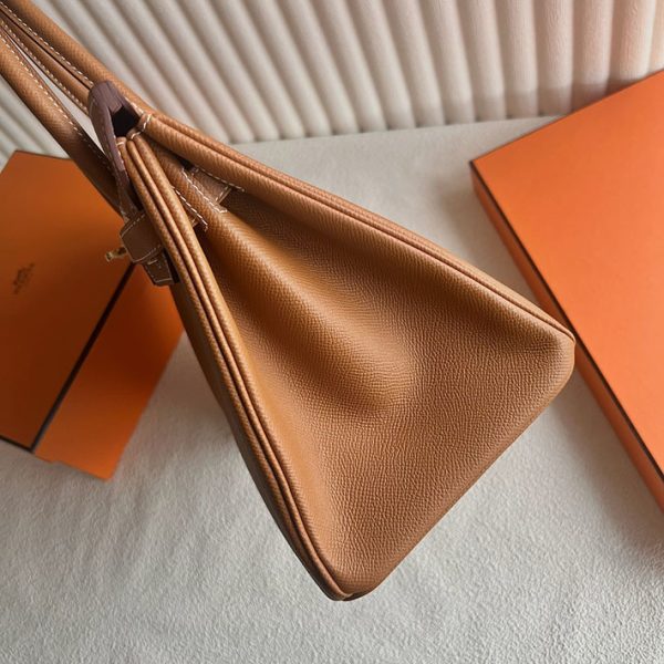 バーキン超N品 エルメスの人気バッグ HERMES バーキン30 ゴールド ヴォーエプソン ゴールド金具 2025定価 2513074 - 画像 (8)