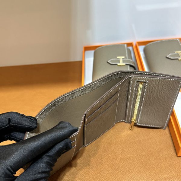 エルメス 財布 ベアン 三つ折り HERMES ベアン コンビネ エトゥープ ヴォーエプソン ゴールド金具 2025定価 2513084 - 画像 (3)