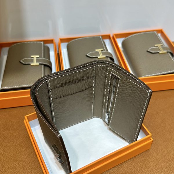 エルメス 財布 ベアン 三つ折り HERMES ベアン コンビネ エトゥープ ヴォーエプソン シルバー金具 2025定価 2513085 - 画像 (4)